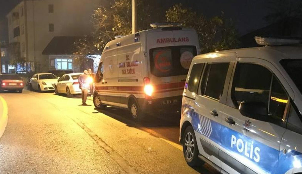 Acı olay! Annesinin ölüm haberini alan zavallı kadın felç geçirdi Acı olay! Annesinin ölüm haberini alan zavallı kadın felç geçirdi