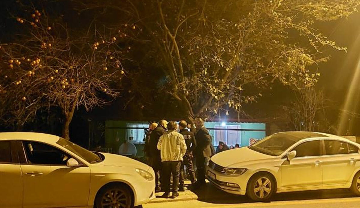 Acı olay! Annesinin ölüm haberini alan zavallı kadın felç geçirdi Acı olay! Annesinin ölüm haberini alan zavallı kadın felç geçirdi