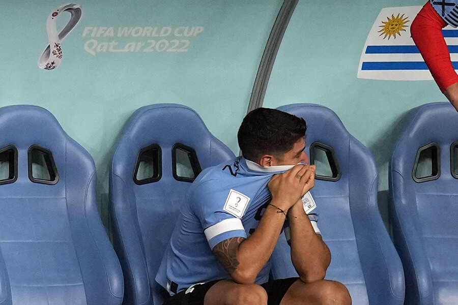 Uruguay'ın 'Son'u oldu! Süper yıldız, 90+1'de Güney Kore'ye turu getirtti Uruguay'ın 'Son'u oldu! Süper yıldız, 90+1'de Güney Kore'ye turu getirtti