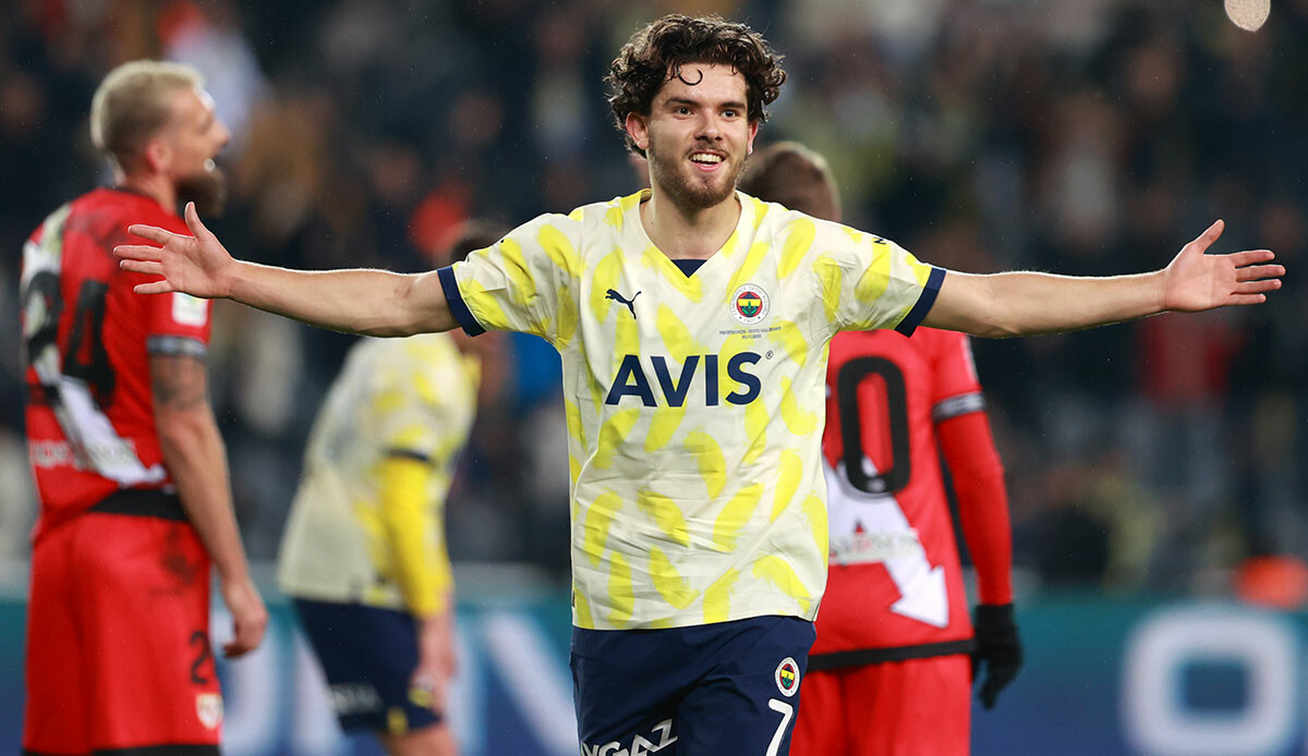 Fransız kulübü Fenerbahçe'nin kapısını çaldı! Ferdi Kadıoğlu'na 10 milyon Euro... Fransız kulübü Fenerbahçe'nin kapısını çaldı! Ferdi Kadıoğlu'na 10 milyon Euro...