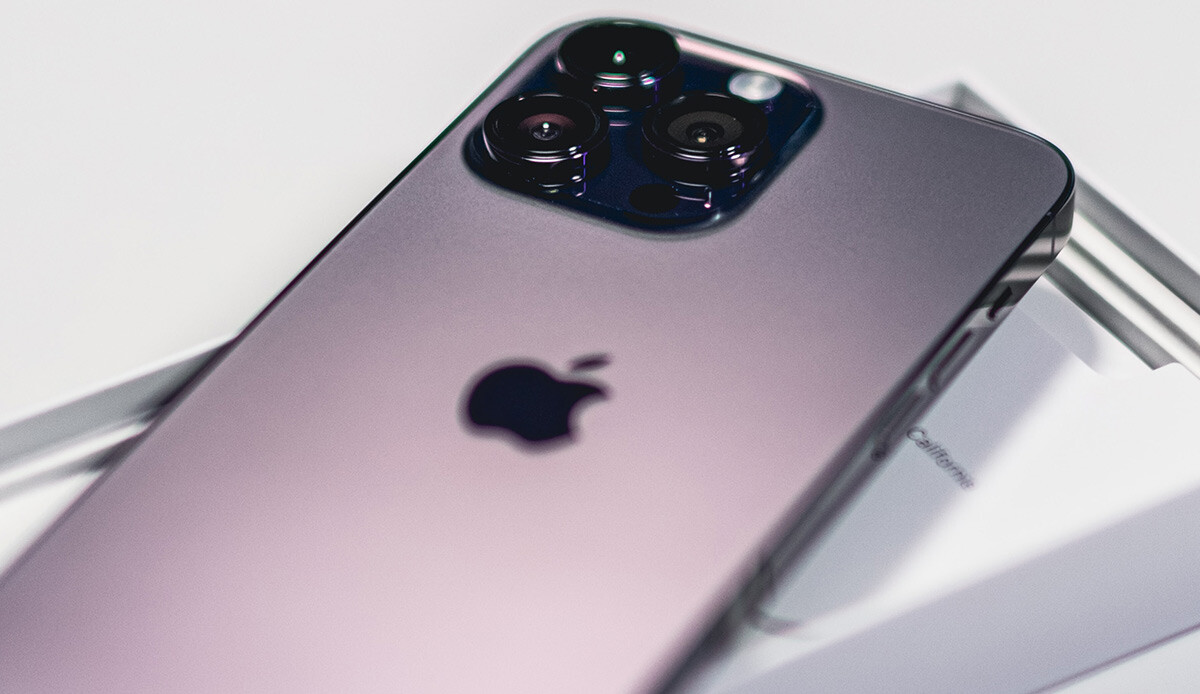 Dün bir bugün iki: iPhone 14’ün yeni özelliği hayat kurtarmaya başladı Dün bir bugün iki: iPhone 14’ün yeni özelliği hayat kurtarmaya başladı