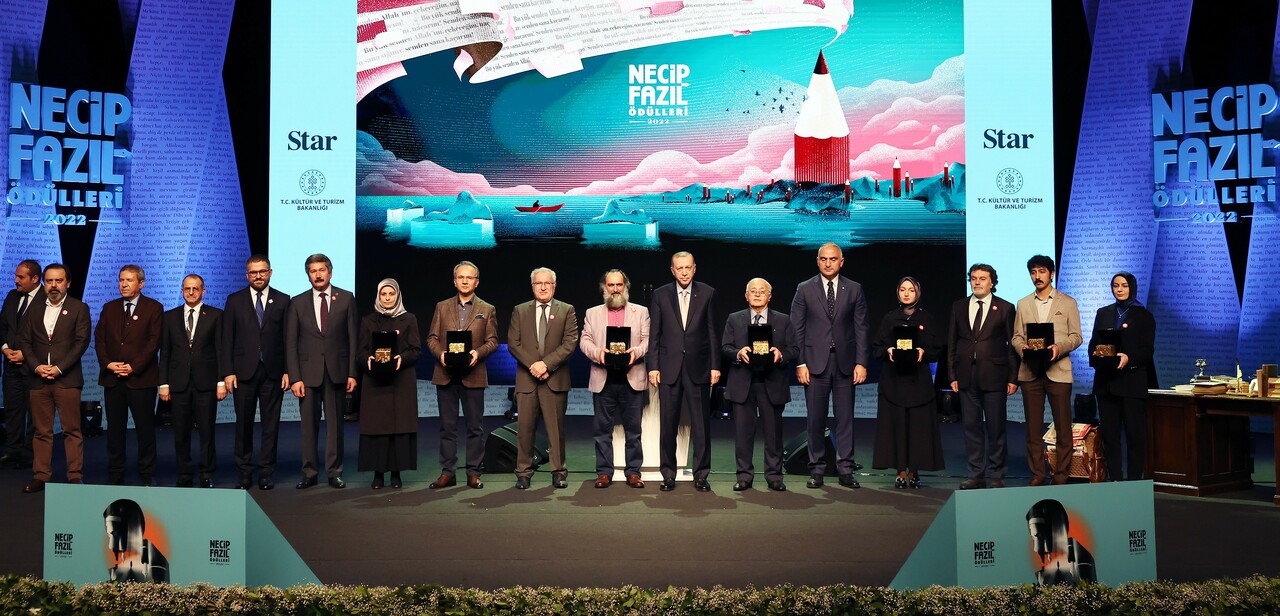 Cumhurbaşkanı Erdoğan'dan Türkiye Yüzyılı vurgusu: Üstadın hayalini hayata geçiriyoruz Cumhurbaşkanı Erdoğan'dan Türkiye Yüzyılı vurgusu: Üstadın hayalini hayata geçiriyoruz