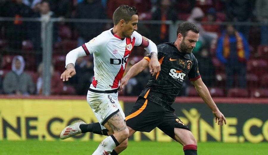 Juan Mata: Şampiyonluk mücadelesi Galatasaray ile Fenerbahçe arasında geçer Juan Mata: Şampiyonluk mücadelesi Galatasaray ile Fenerbahçe arasında geçer