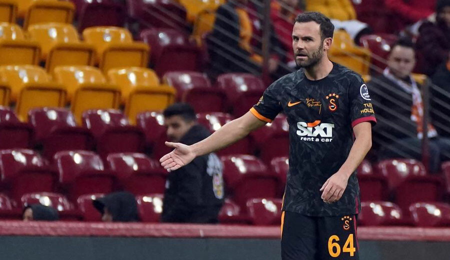 Juan Mata: Şampiyonluk mücadelesi Galatasaray ile Fenerbahçe arasında geçer Juan Mata: Şampiyonluk mücadelesi Galatasaray ile Fenerbahçe arasında geçer