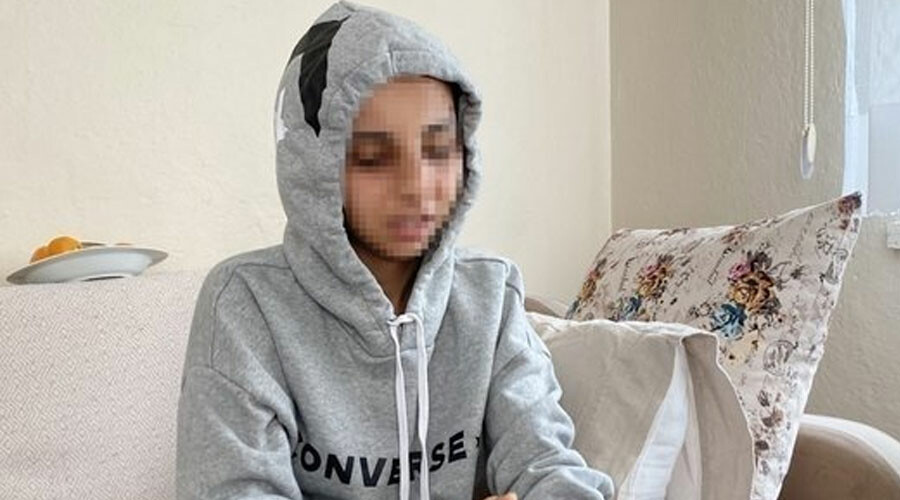 Hem tacizci hem dolandırıcı! Minibüs şoförünün suç dosyası kabarık çıktı: 'Paraları keyifle yiyoruz'