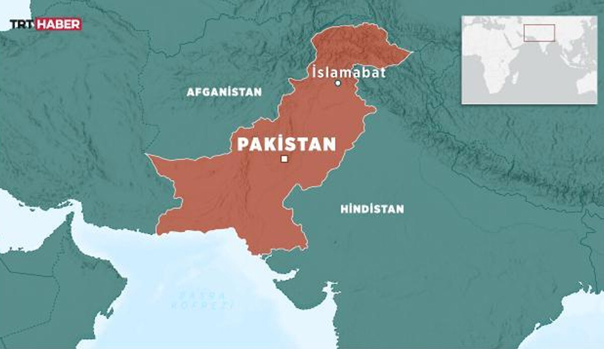 Pakistan&#039;da polis aracına saldırı: 3 polis hayatını kaybetti