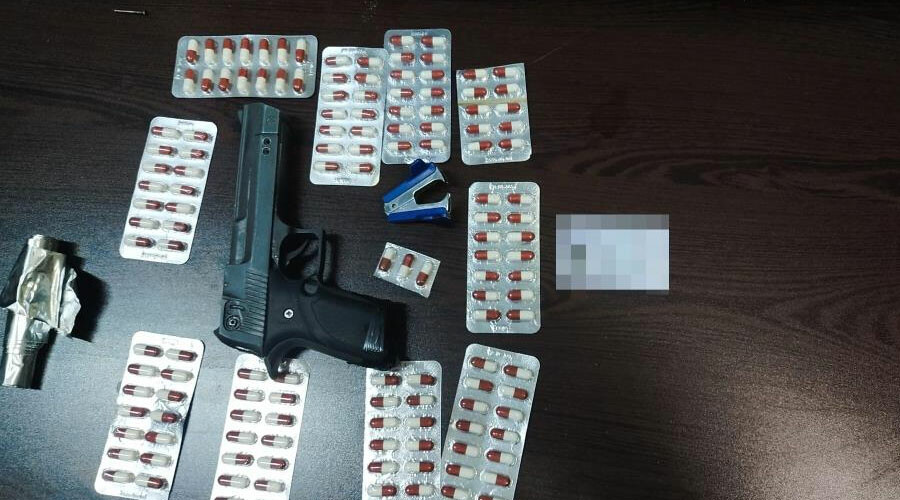 Parti binasında işkenceye tutuklama! Aralarında il başkanı da var… Parti binasında işkenceye tutuklama! Aralarında il başkanı da var…