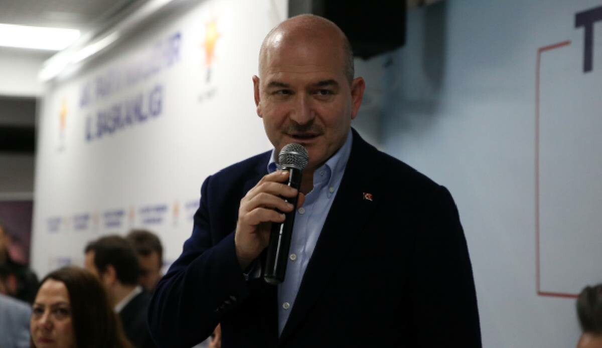 Bakan Soylu'dan CHP lideri Kılıçdaroğlu'na 'Jeremy Rifkin' eleştirisi Bakan Soylu'dan CHP lideri Kılıçdaroğlu'na 'Jeremy Rifkin' eleştirisi