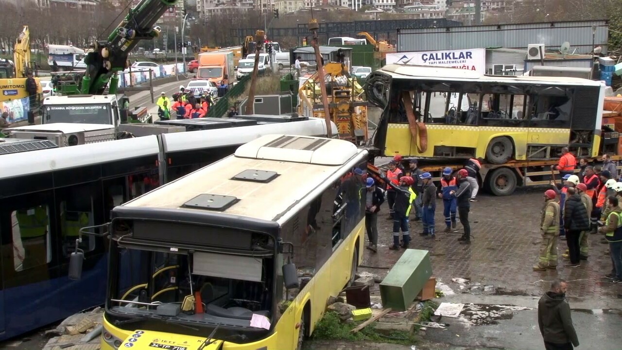 Alibeyköy'deki tramvay kazasına tutuklama: Vatmanın ifadesi ortaya çıktı! Alibeyköy'deki tramvay kazasına tutuklama: Vatmanın ifadesi ortaya çıktı!