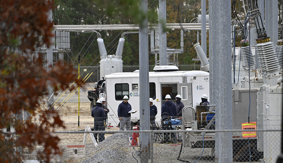 ABD'de 40 bin kişiyi elektriksiz bırakan trafo saldırısını FBI araştıracak ABD'de 40 bin kişiyi elektriksiz bırakan trafo saldırısını FBI araştıracak