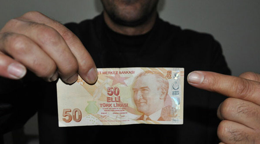 Paralarını sayarken şans eseri fark etti… Koleksiyonerler peşine düştü, Türkiye’de sadece 3 tane var!