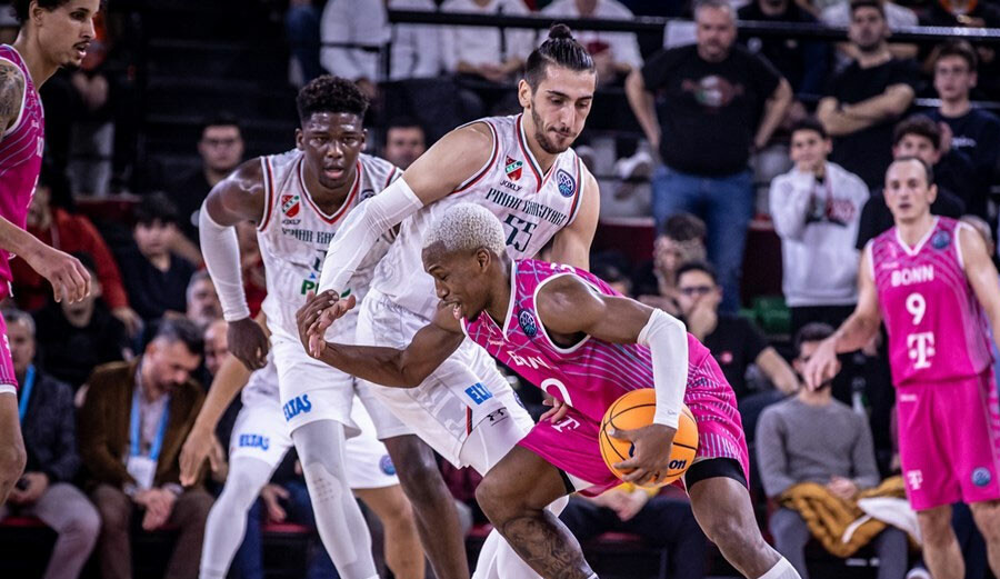 Türk Telekom Gran Canaria karşısında 20 sayıdan döndü ama sonunu getiremedi