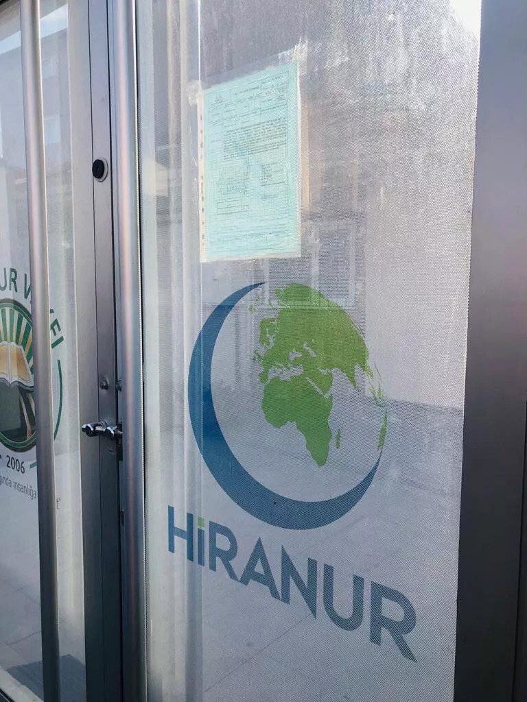 İBB'den Hiranur Vakfı'nın Sancaktepe binasına mühür! İBB'den Hiranur Vakfı'nın Sancaktepe binasına mühür!
