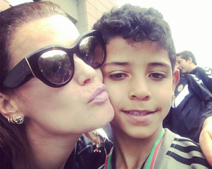 Ronaldo'nun ailesinde Portekiz teknik direktörü Santos'a veryansın: Bir adamı öldürdünüz Ronaldo'nun ailesinde Portekiz teknik direktörü Santos'a veryansın: Bir adamı öldürdünüz
