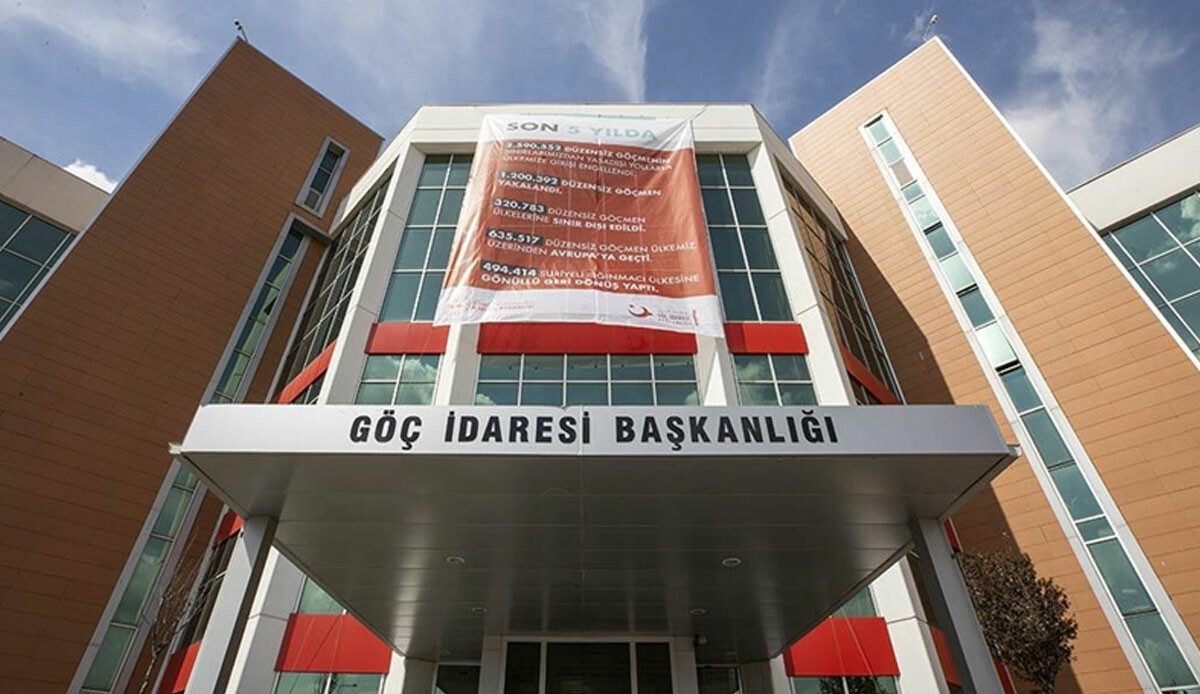 Göç İdaresi Başkanlığından Kayseri'de düzensiz göçmenlerin serbest bırakıldığı iddialarına ilişkin açıklama Göç İdaresi Başkanlığından Kayseri'de düzensiz göçmenlerin serbest bırakıldığı iddialarına ilişkin açıklama