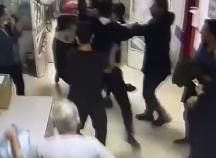 Hastanede savaş çıktı! Sağlıkçılara saldırdılar: Yaralananlar, kalp krizi geçiren var