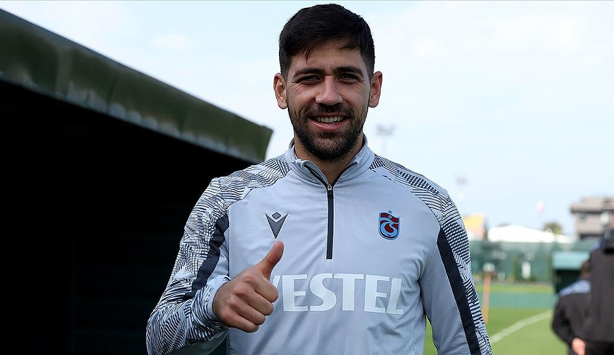 Trabzonsporlu Bakasetas'e ülkesinden ödül: Yurt dışındaki en iyi Yunan futbolcu seçildi Trabzonsporlu Bakasetas'e ülkesinden ödül: Yurt dışındaki en iyi Yunan futbolcu seçildi