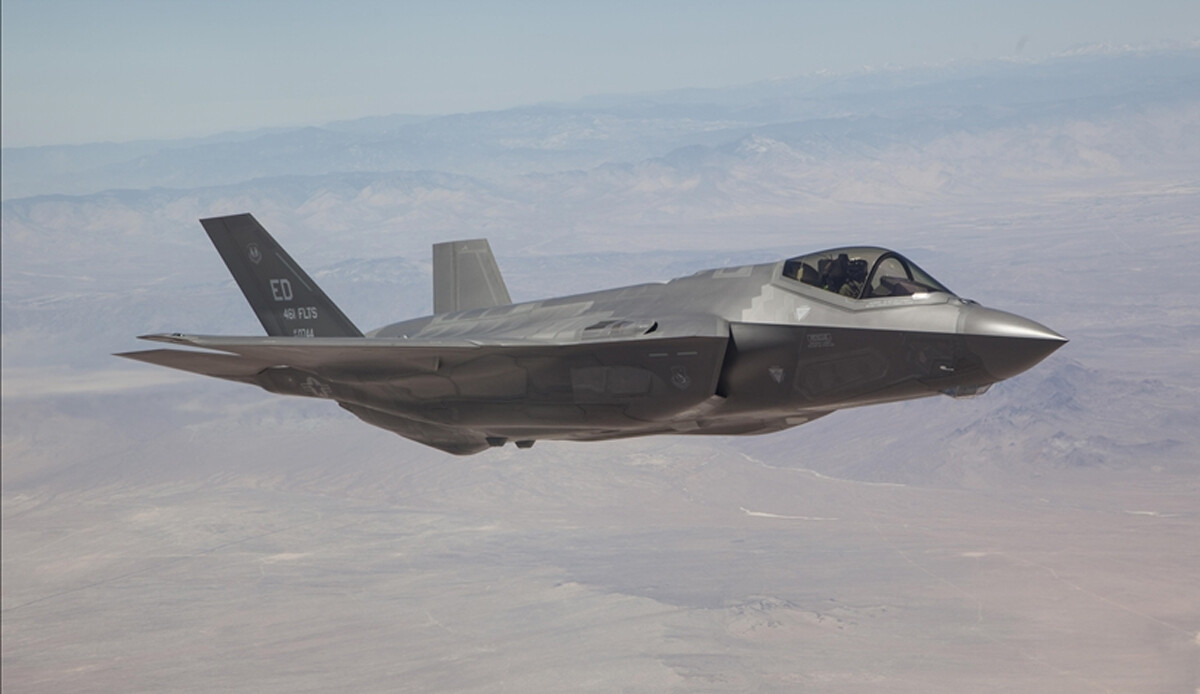 Almanya, ABD'den F-35 savaş uçağı alacak Almanya, ABD'den F-35 savaş uçağı alacak