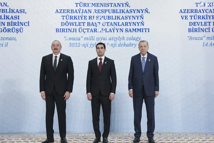 Cumhurbaşkanı Erdoğan, Berdimuhamedov ile görüştü Cumhurbaşkanı Erdoğan, Berdimuhamedov ile görüştü
