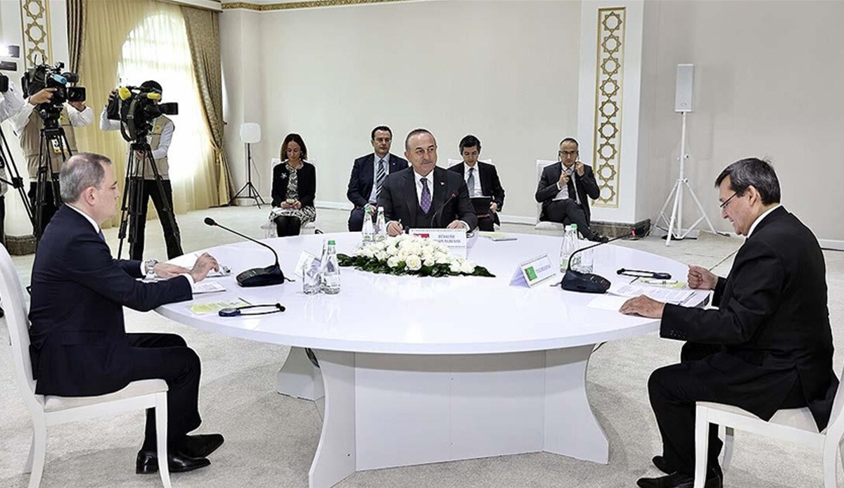 Bakan Çavuşoğlu açıkladı: Türkmen gazı için çalışma grubu kuruluyor Bakan Çavuşoğlu açıkladı: Türkmen gazı için çalışma grubu kuruluyor