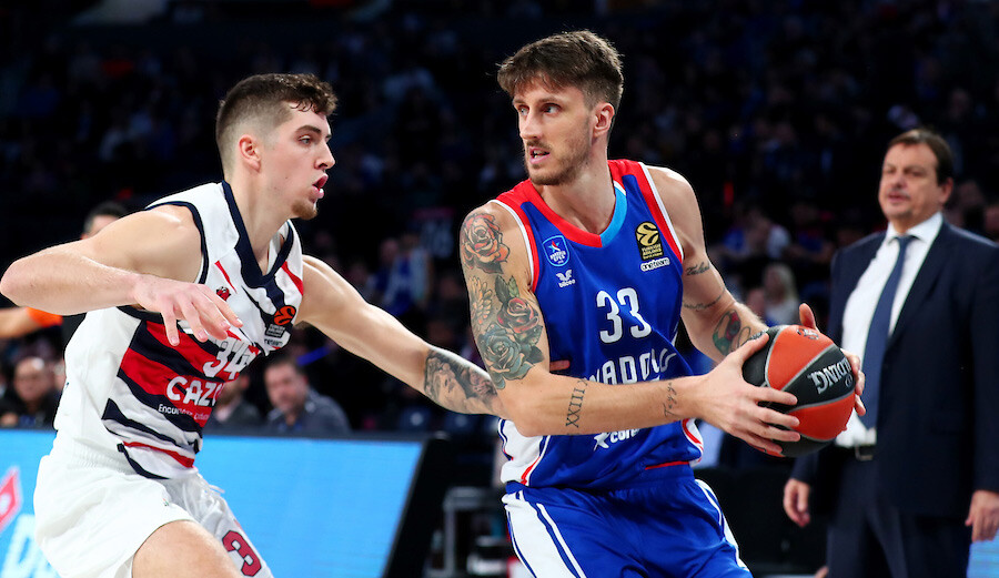 Anadolu Efes'in THY Euroleague'deki 5 maçlık galibiyet serisine Baskonia son verdi Anadolu Efes'in THY Euroleague'deki 5 maçlık galibiyet serisine Baskonia son verdi