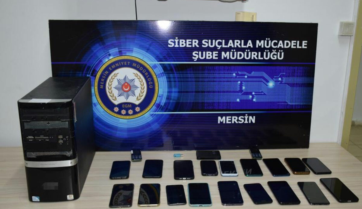 Sosyal medyadan kripto para vaadiyle dolandırıcılık yapanlara dev operasyon! Yüz binlerce lira dolandırdılar Sosyal medyadan kripto para vaadiyle dolandırıcılık yapanlara dev operasyon! Yüz binlerce lira dolandırdılar