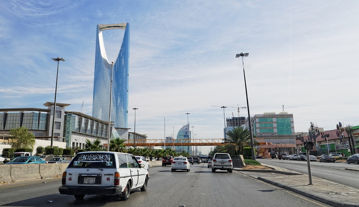 Suudi Arabistan'da dev proje! Riyad'a 2 km'lik gökdelen Suudi Arabistan'da dev proje! Riyad'a 2 km'lik gökdelen