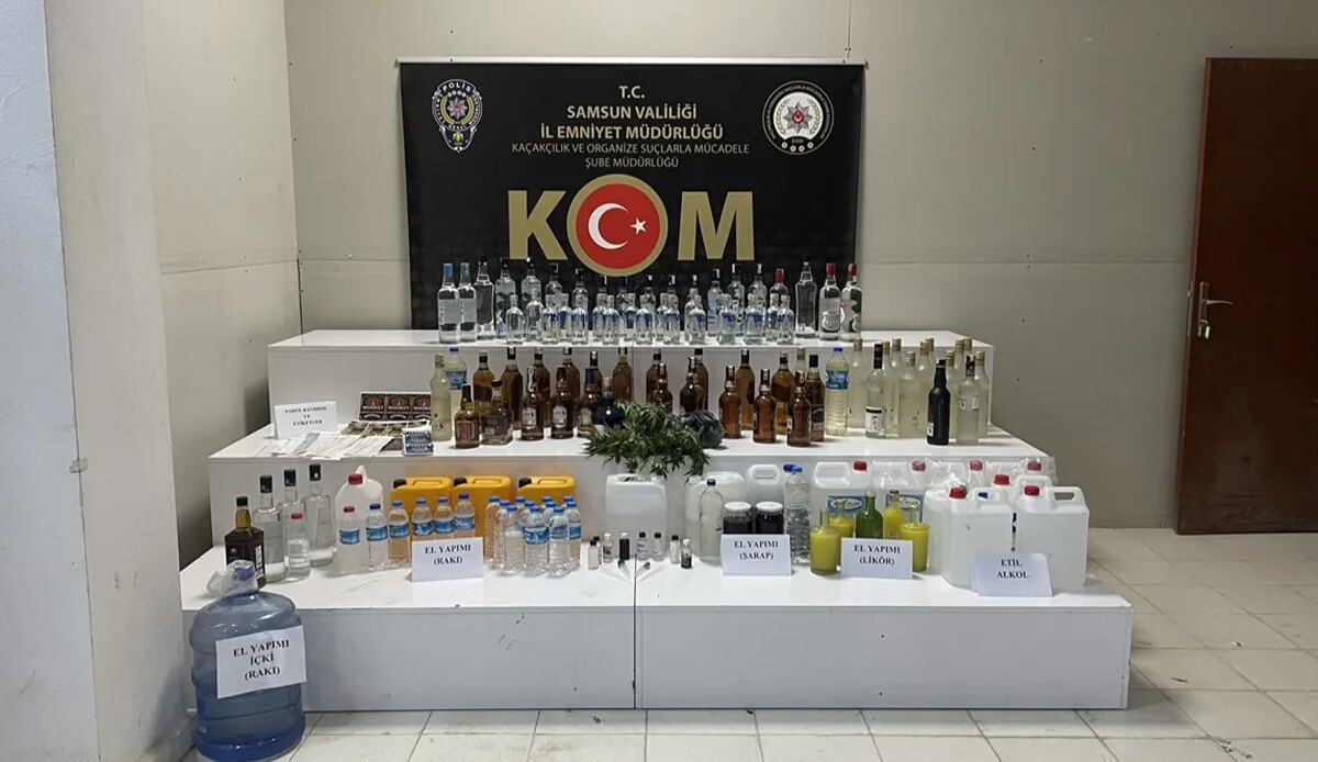 Samsun'da sahte içki tacirlerine Zincir 2 operasyonu: 19 şüpheli gözaltına alındı Samsun'da sahte içki tacirlerine Zincir 2 operasyonu: 19 şüpheli gözaltına alındı