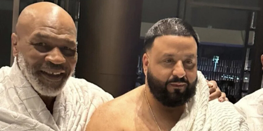 Gözyaşları sicim sicim aktı! Mike Tyson, ünlü DJ Khaled ile umre yaptı Gözyaşları sicim sicim aktı! Mike Tyson, ünlü DJ Khaled ile umre yaptı