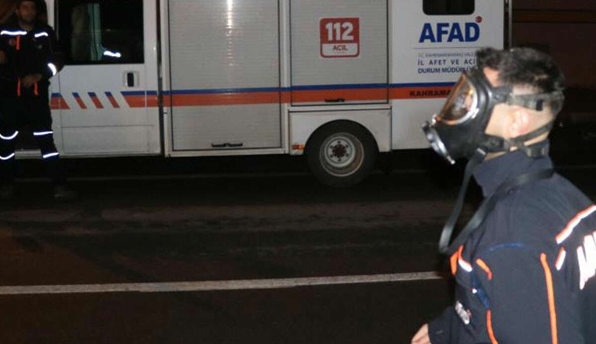 Esrarengiz koku nedeniyle bir mahalle diken üstünde!  6 kişi fenalaştı