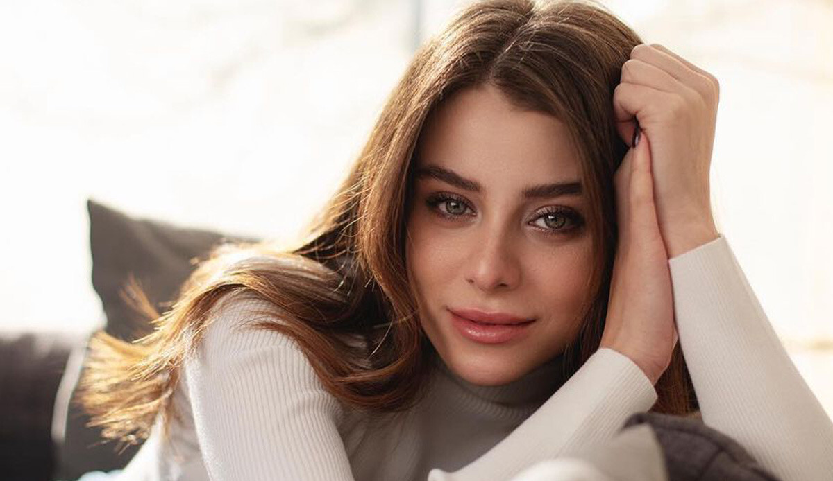 İlayda Alişan'ın simsiyah yaptığı saçlarını takipçileri beğenmedi: ‘Hemen eski haline dön’