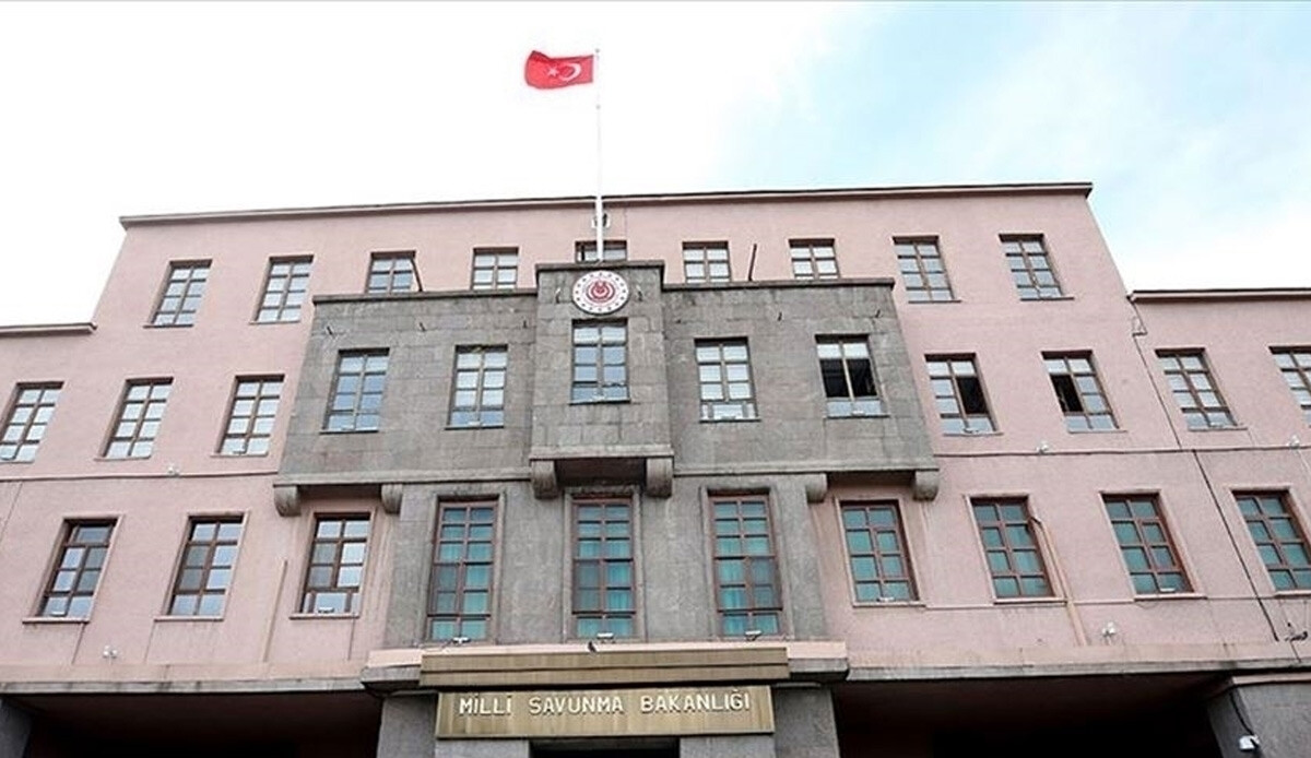 MSB&#039;den &#039;Diyarbakır saldırısı&#039; mesajı: Milletimizi terör belasından kurtaracağız!