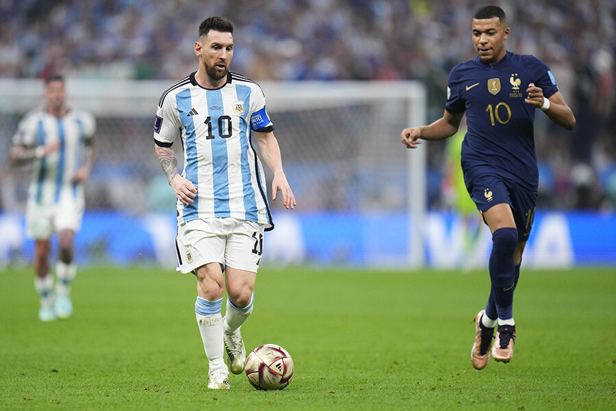 Messi Dünya Kupası finalinde 3 rekor birden kırdı