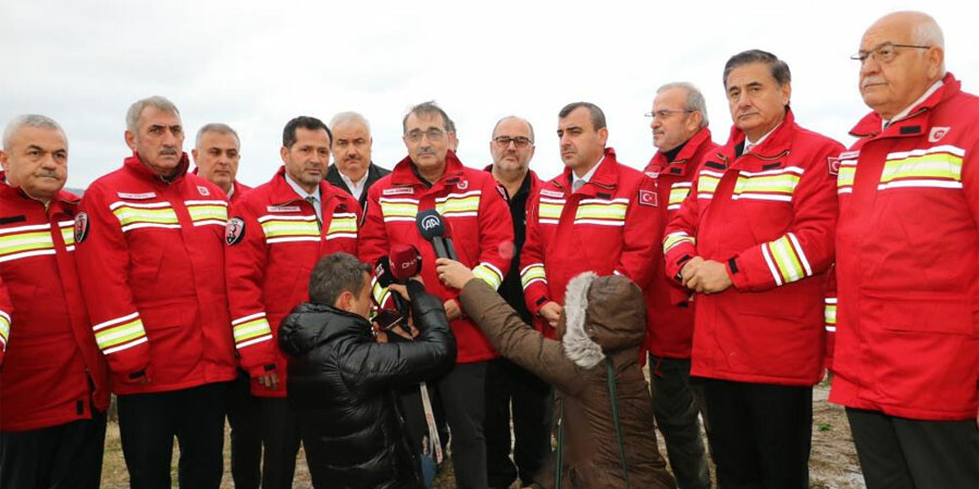 Bakan Dönmez'den heyecanlandıran petrol çıkışı: Arkası gelecek, bizi bekleyin!