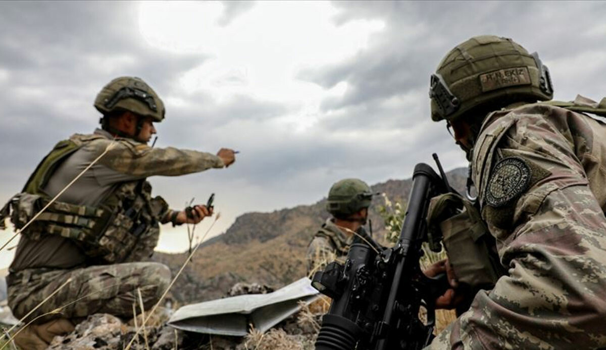Son dakika! MSB duyurdu: Pençe Kilit'te 2 PKK'lı terörist etkisiz hale getirildi Son dakika! MSB duyurdu: Pençe Kilit'te 2 PKK'lı terörist etkisiz hale getirildi