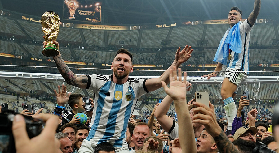 Rekorlar kırdı, 11 farklı kupa kazandı! Lionel Messi, o artık en iyisi... Rekorlar kırdı, 11 farklı kupa kazandı! Lionel Messi, o artık en iyisi...
