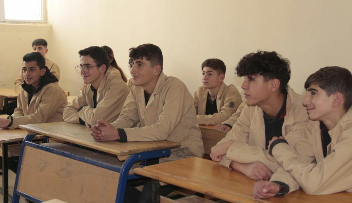 Cirosu fabrikaları geçiyor! Okurken milyonlarca lira para kazanıyorlar