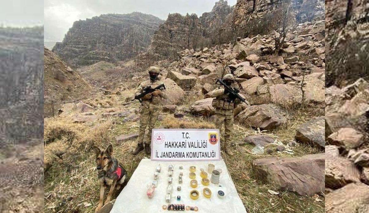 Teröristlerin çikolata kutusuna sığdırdıkları hain emelleri operasyonla bozuldu! Tam 16 adet Teröristlerin çikolata kutusuna sığdırdıkları hain emelleri operasyonla bozuldu! Tam 16 adet