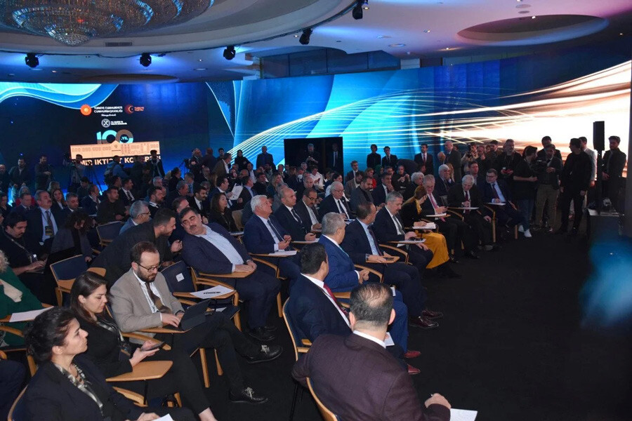 Bakan Nebati'den asgari ücret, EYT, konut kredisi ve ÖTV indirimi açıklaması: Özgün bir model üzerinde çalışıyoruz Bakan Nebati'den asgari ücret, EYT, konut kredisi ve ÖTV indirimi açıklaması: Özgün bir model üzerinde çalışıyoruz