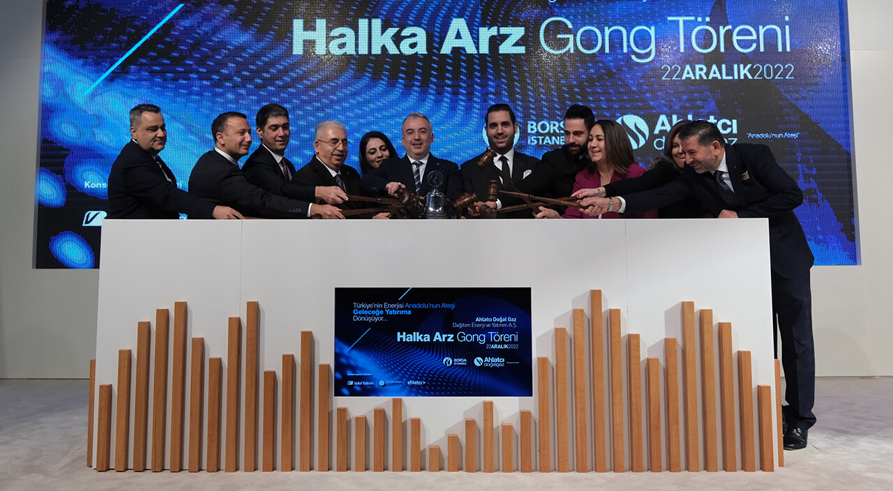 Borsada ilk gong çaldı! Ahlatcı Doğalgaz'da yatırım tam gaz Borsada ilk gong çaldı! Ahlatcı Doğalgaz'da yatırım tam gaz