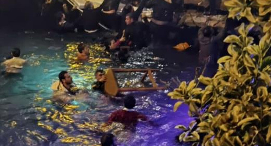 Beşiktaş'ta iskelesi çöken restoranla ilgili şoke eden detay! Mührü bozup hizmete devam etmişler Beşiktaş'ta iskelesi çöken restoranla ilgili şoke eden detay! Mührü bozup hizmete devam etmişler