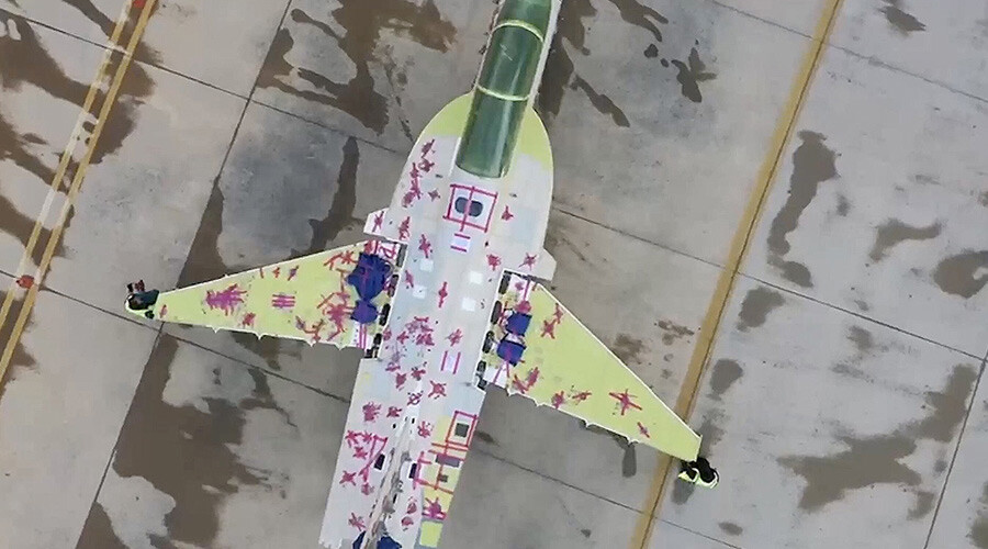 Tarihi an! Türkiye’nin ilk jet motorlu askeri uçağı HÜRJET hangardan çıktı