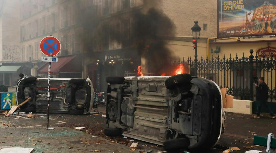 İbrahim Kalın 'PKK Paris sokaklarını yakıyor' diyerek sordu: Hala sessiz mi kalacaksınız?