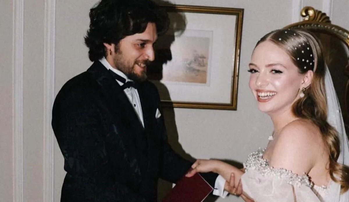 Roma’da nikah İstanbul’da düğün! Ünlü çiftin fotoğraflarına beğeni yağdı