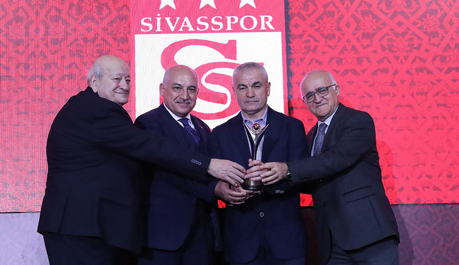 Rıza Çalımbay'dan Sivasspor - Galatasaray maçı değerlendirmesi 