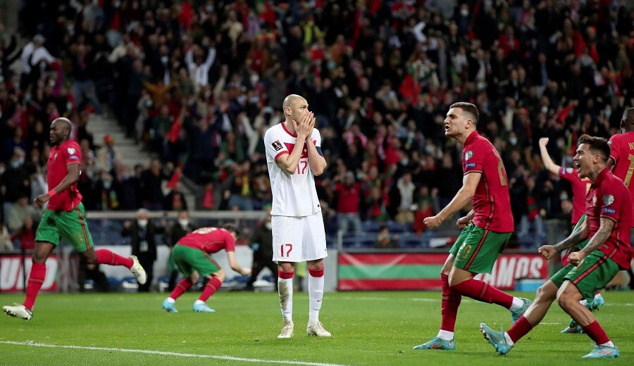 2022 Dünya Kupası'nda Burak Yılmaz'a küfürlü mesajlar yağdı 2022 Dünya Kupası'nda Burak Yılmaz'a küfürlü mesajlar yağdı