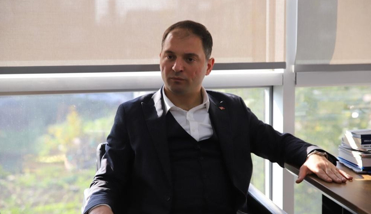 “Kimse bizden Erdoğan’ı yalnız bırakmamızı beklemesin” “Kimse bizden Erdoğan’ı yalnız bırakmamızı beklemesin”