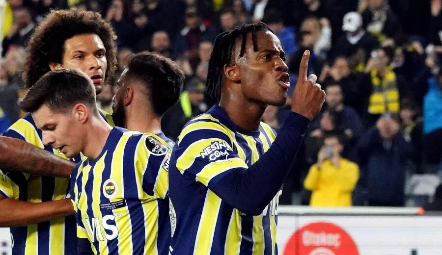 Serdar Dursun ilk golünü attı, Kadıköy "siuu" çekti Serdar Dursun ilk golünü attı, Kadıköy "siuu" çekti