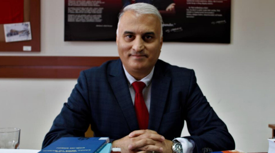 Robot hakim dönemi başlıyor: "10 yıl sonra insanların yerini alacaklar" Robot hakim dönemi başlıyor: "10 yıl sonra insanların yerini alacaklar"