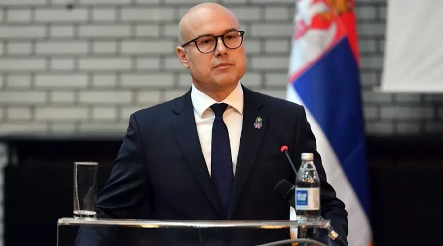Kosova-Sırbistan gerginliği tırmanıyor... Ordu alarma geçti: Savaş hazırlıkları başladı Kosova-Sırbistan gerginliği tırmanıyor... Ordu alarma geçti: Savaş hazırlıkları başladı